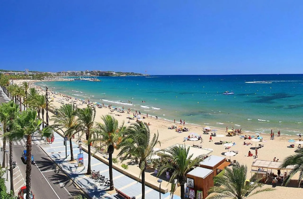 Cosy 3-Bedroom Apartment For 6-8 People Just 50M From The Beach Salou